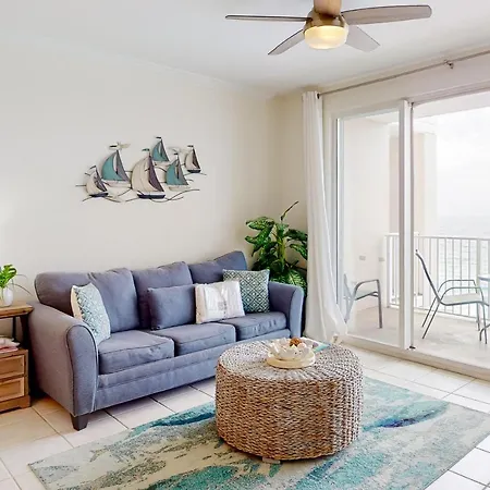 Majestic Sun B1010 Apartment